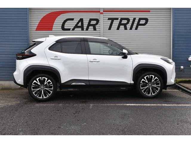 Toyota YARIS CROSS 2024