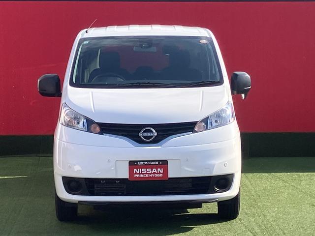 Nissan NV200 VANETTE VAN 2025