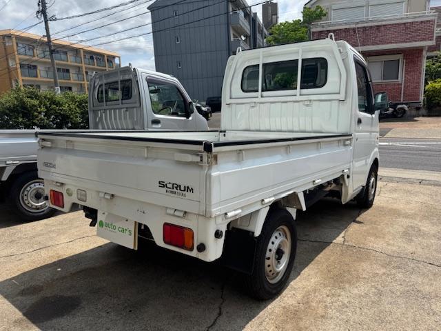 Mazda SCRUM TRUCK 2011