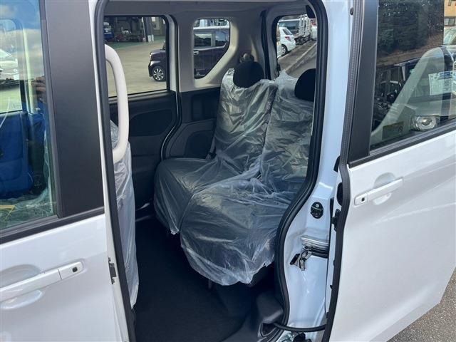 Nissan ROOX 2024