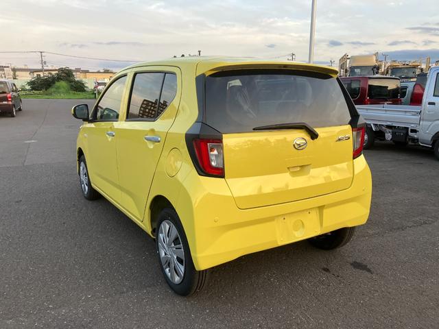 Daihatsu MIRA E:S 2022