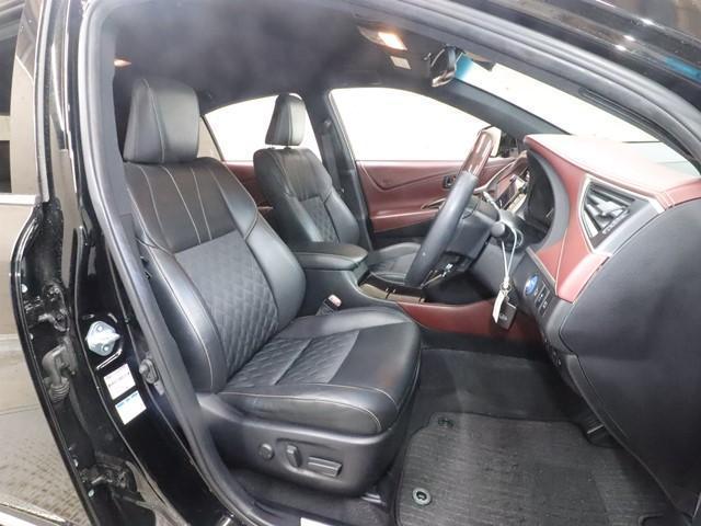 Toyota HARRIER HYBRID 2017