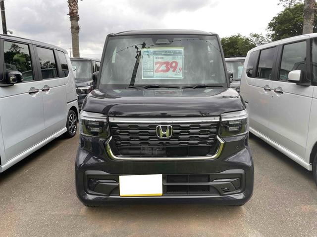 Honda N-BOX CUSTOM 2025