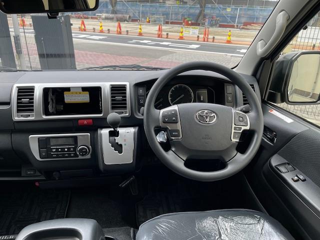 Toyota HIACE VAN 2026