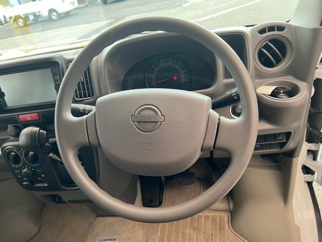 Nissan CLIPPER VAN 2024