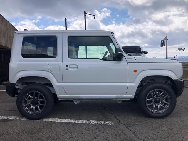 Suzuki JIMNY 2025
