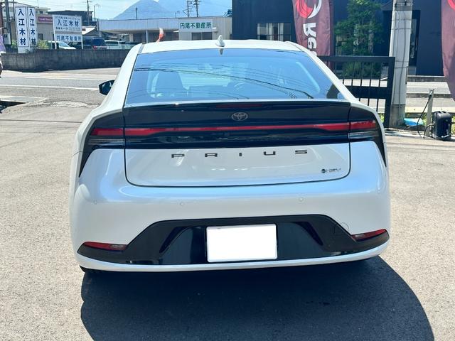 Toyota PRIUS 2023