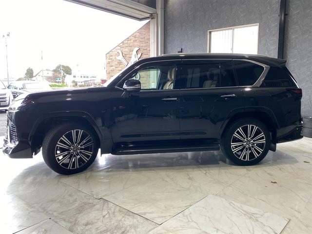 Lexus LX 2024