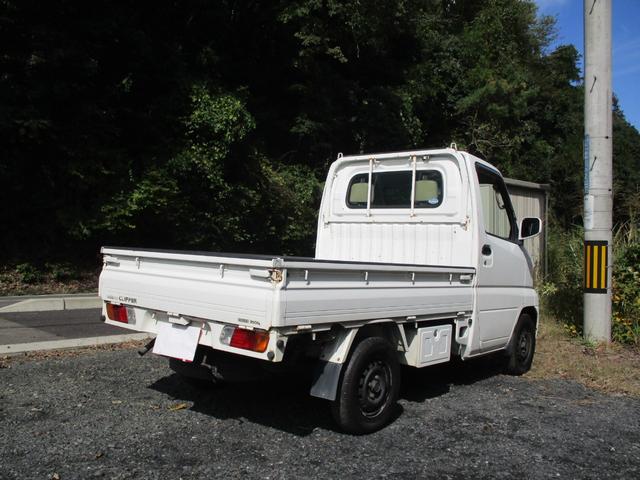 Nissan CLIPPER TRUCK 2004