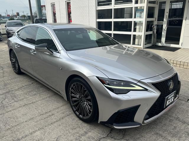 Lexus LS 2021