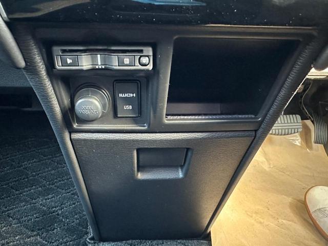 Mitsubishi DELICA D:5 2025