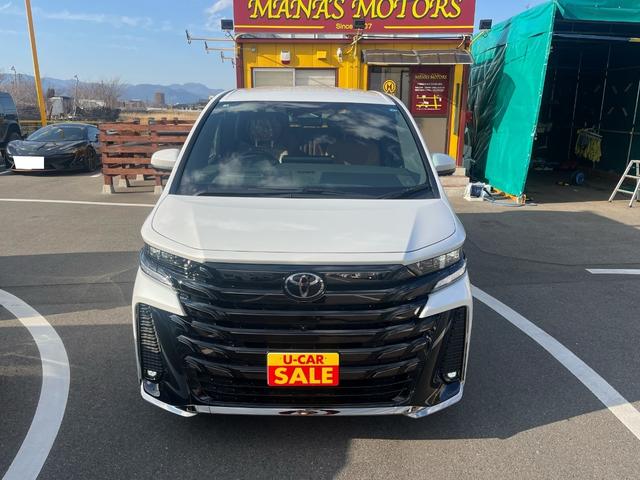 Toyota VELLFIRE HYBRID 2026
