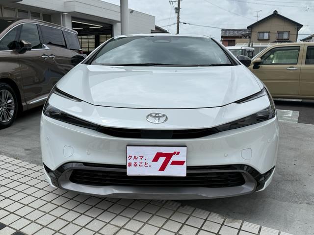 Toyota PRIUS 2024