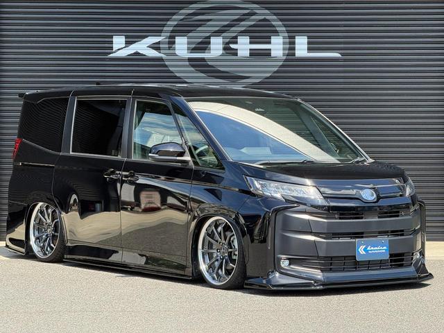 Toyota NOAH 2025