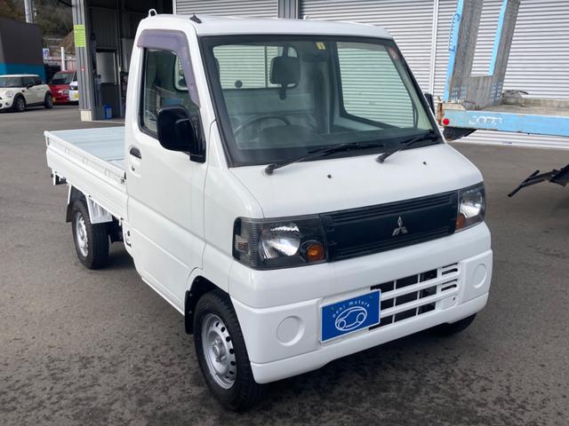 Mitsubishi MINICAB TRUCK 2009