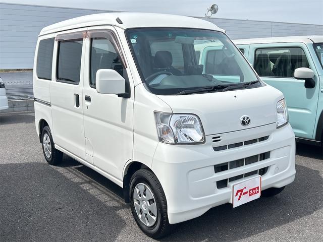 Toyota PIXIS VAN 2012