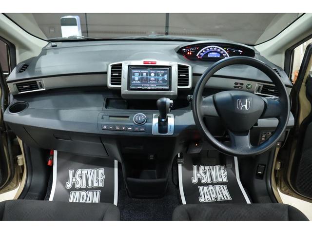 Honda FREED 2011