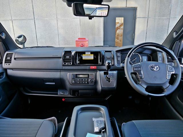 Toyota HIACE VAN 2025