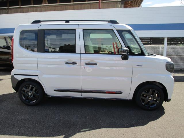Suzuki SPACIA GEAR 2024