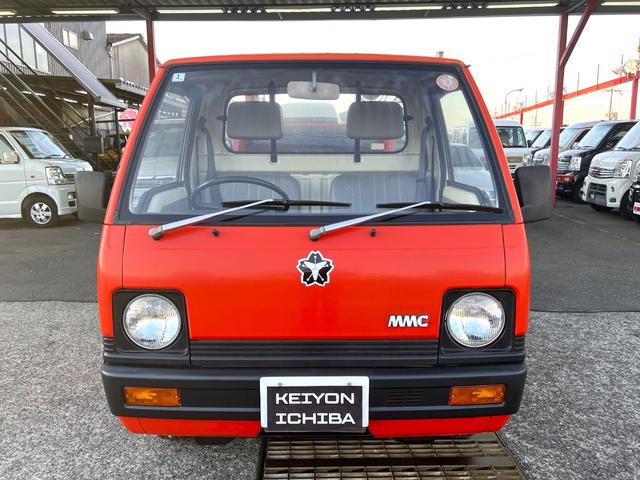 Mitsubishi MINICAB TRUCK 1986