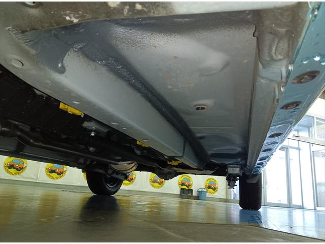 Daihatsu MIRA E:S 2024