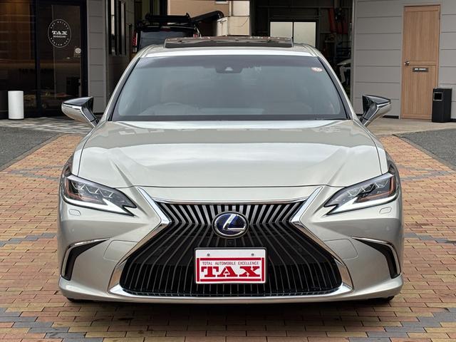 Lexus ES 2019