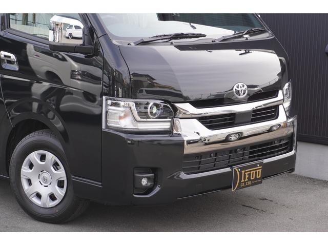 Toyota HIACE VAN 2026