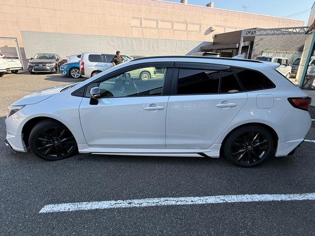 Toyota COROLLA TOURING 2023