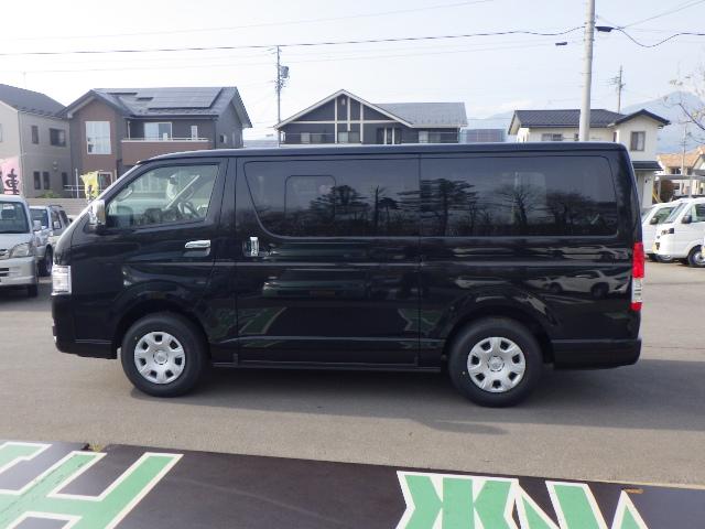 Toyota HIACE VAN 2026