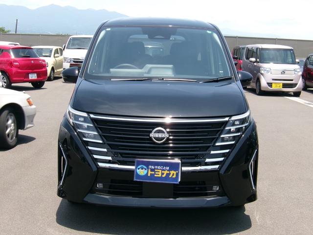 Nissan SERENA 2024