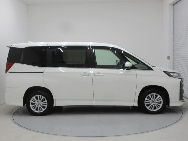 Toyota NOAH 2025