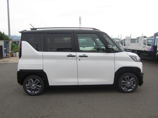 Mitsubishi DELICA MINI 2025