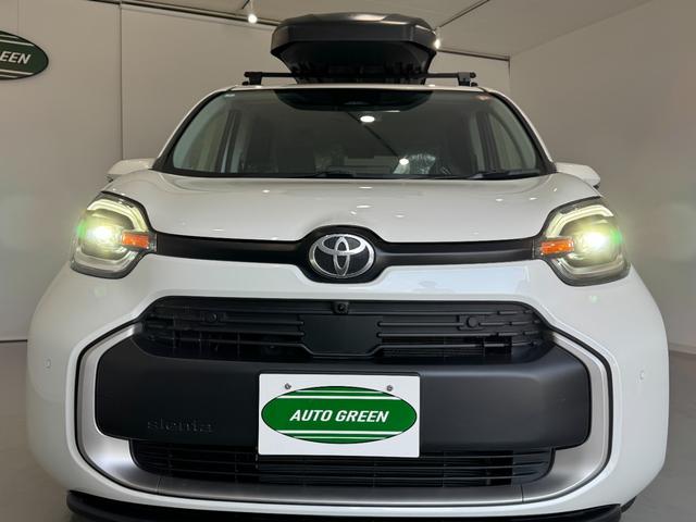 Toyota SIENTA 2024