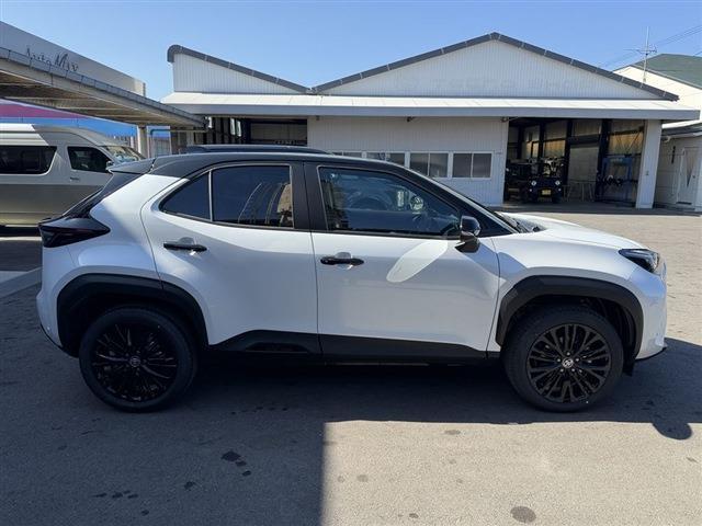 Toyota YARIS CROSS 2026