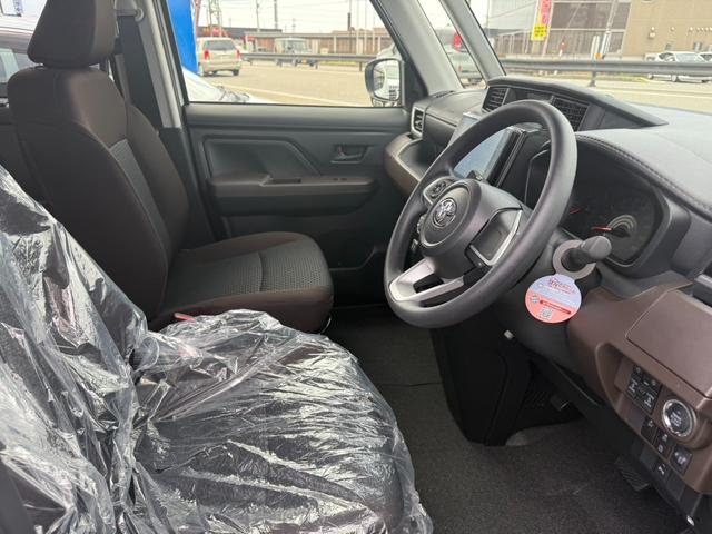 Toyota ROOMY 2025