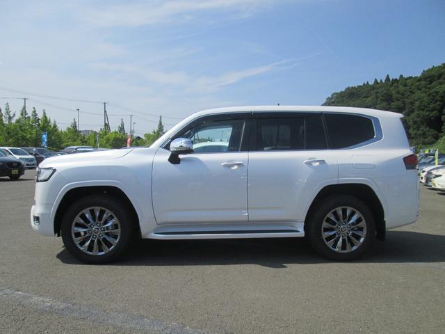 Toyota LAND CRUISER 2025
