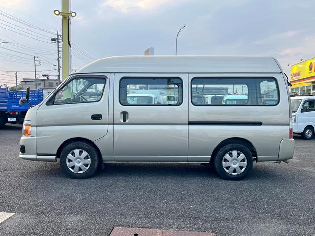 Nissan CARAVAN 2009