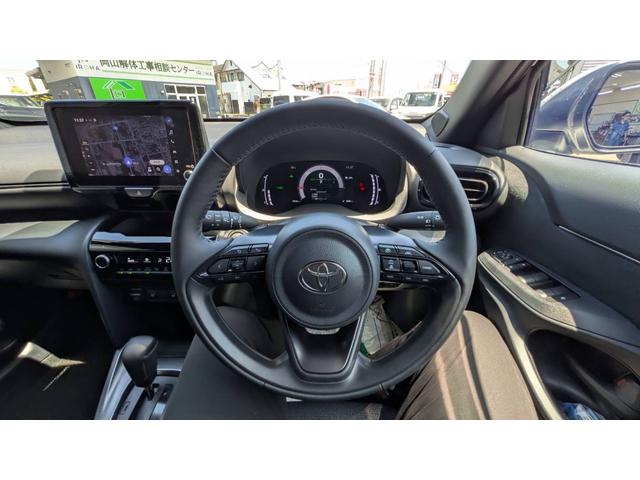 Toyota YARIS CROSS 2026