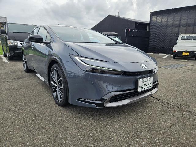 Toyota PRIUS 2024