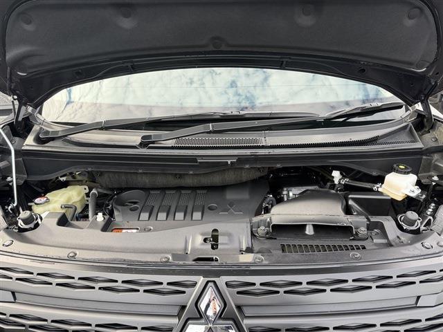 Mitsubishi DELICA D:5 2024