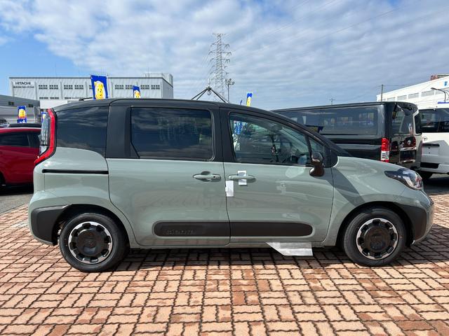 Toyota SIENTA 2026