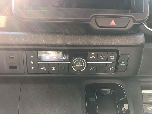 Honda N-BOX CUSTOM 2025