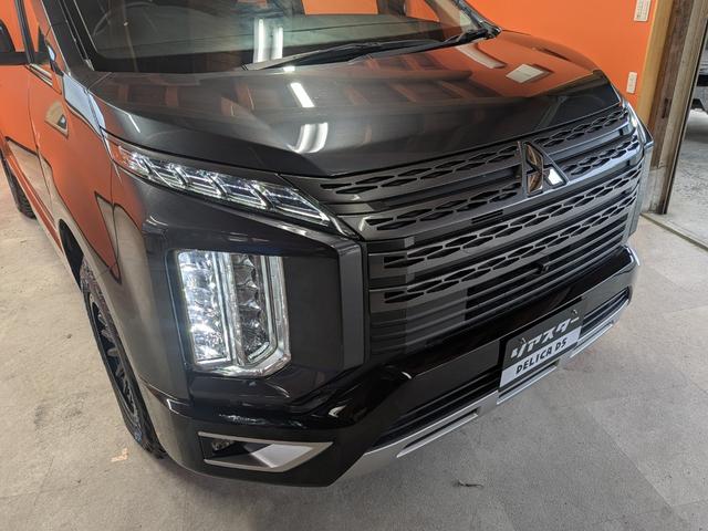 Mitsubishi DELICA D:5 2023