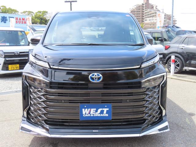 Toyota VOXY 2025