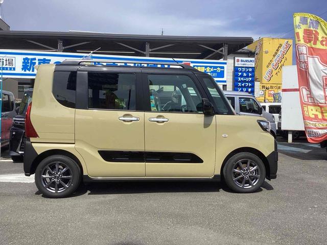 Daihatsu TANTO 2025