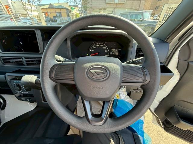 Daihatsu HIJET CARGO 2025