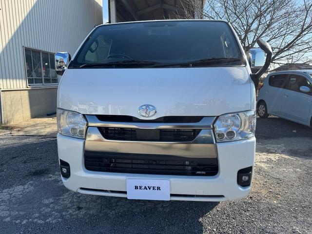 Toyota HIACE VAN 2025