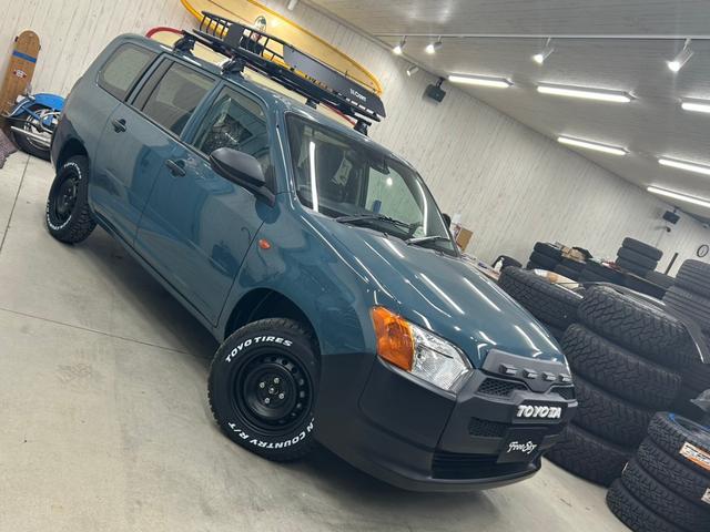 Toyota PROBOX 2022
