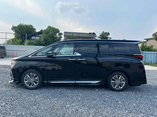 Toyota ALPHARD 2024