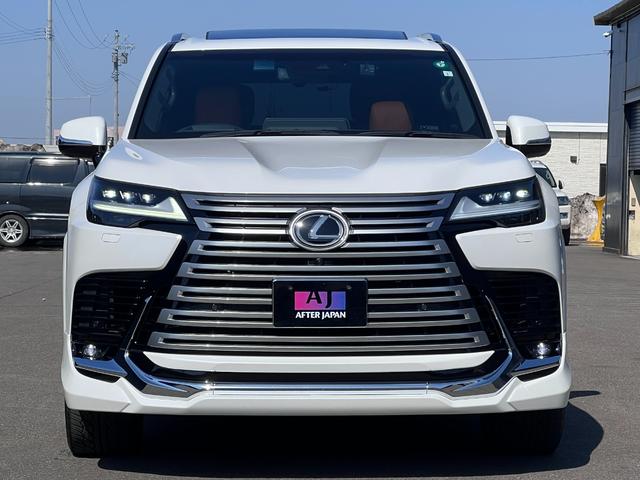 Lexus LX 2023